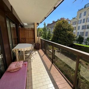 Property in Carre d'Or