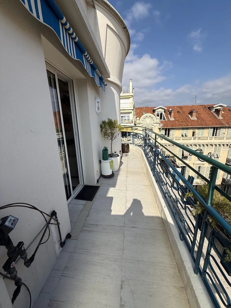 Property photo in Carre d'Or