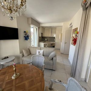 Property in Carre d'Or