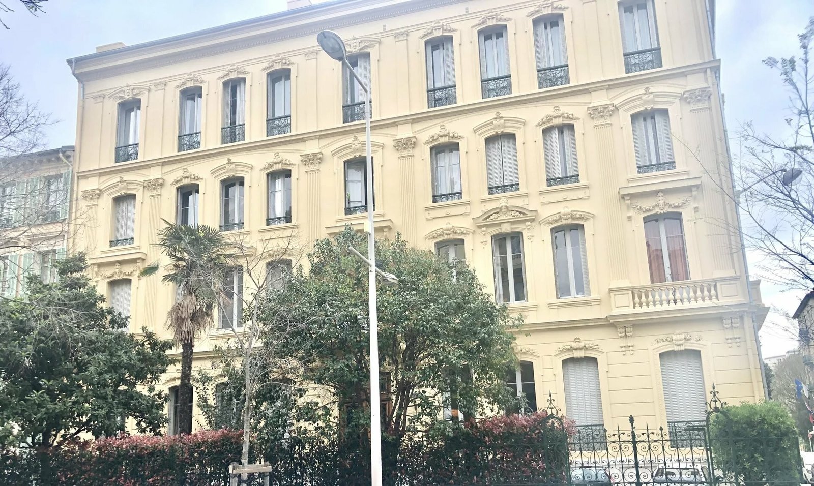 Property photo in Carre d'Or