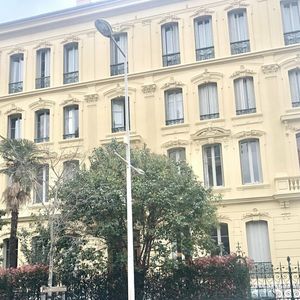 Property in Carre d'Or