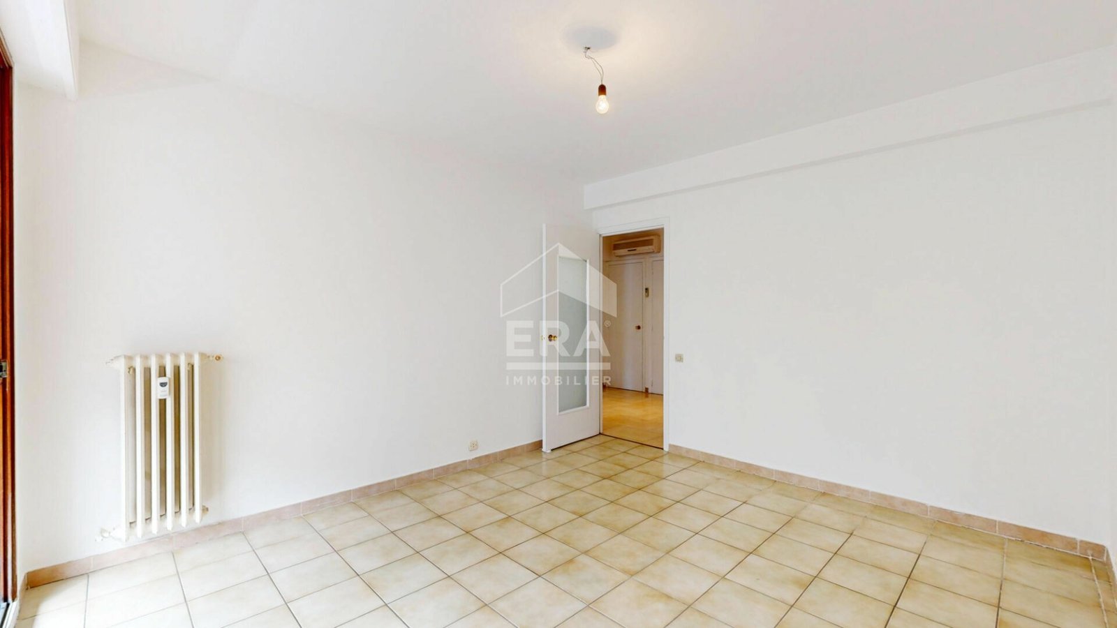 Property photo in Carre d'Or