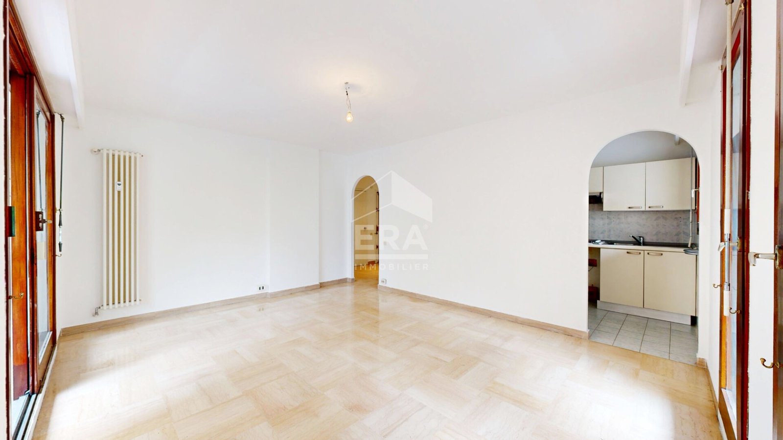 Property photo in Carre d'Or