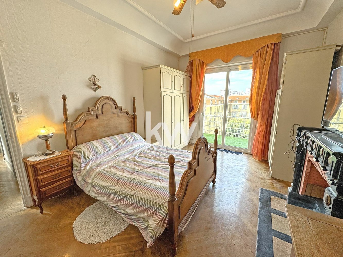 Property photo in Carre d'Or