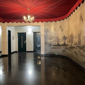 Property in Carre d'Or