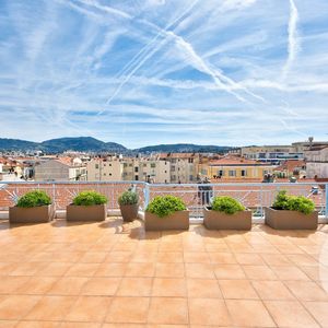 Property in Carre d'Or