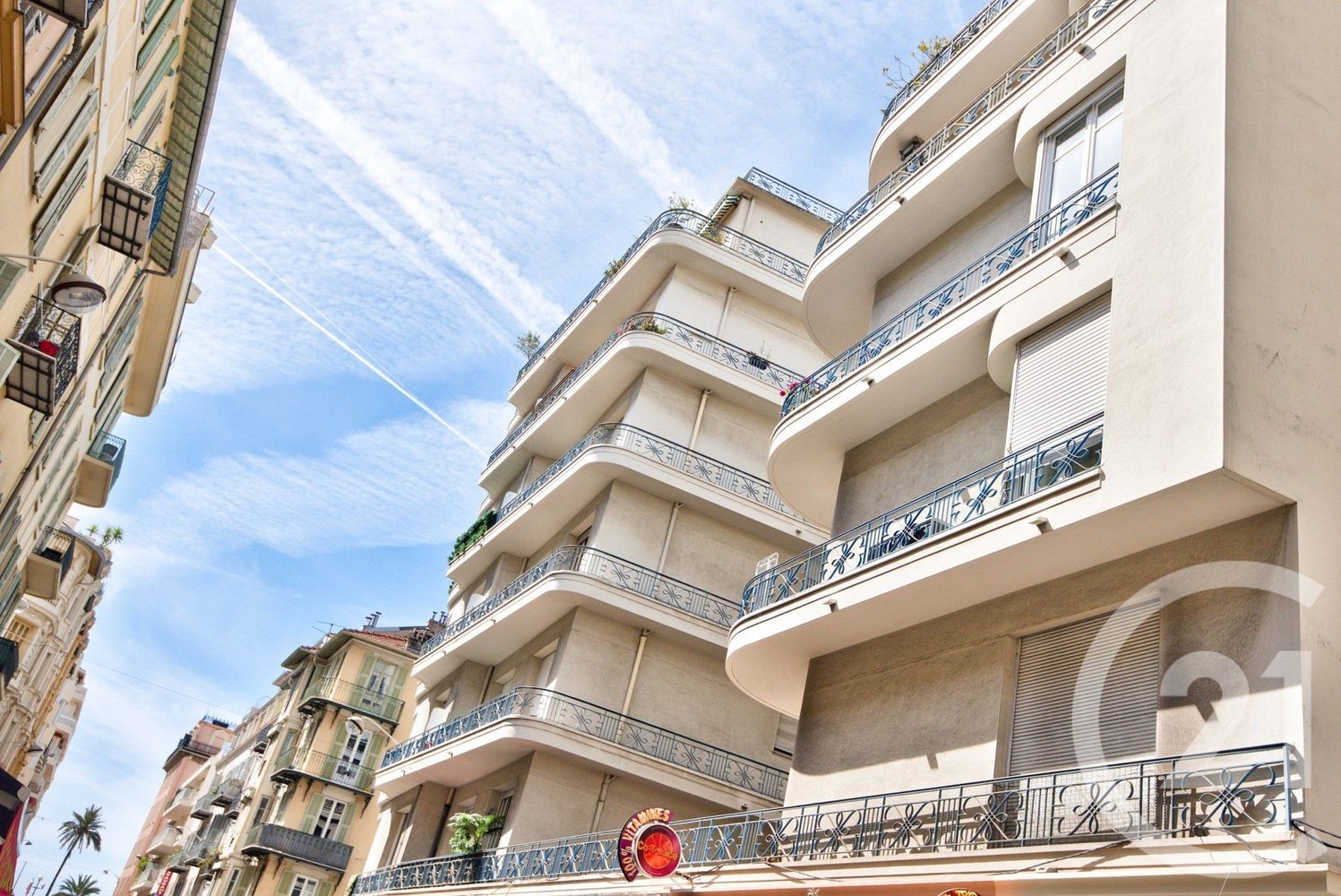 Property photo in Carre d'Or