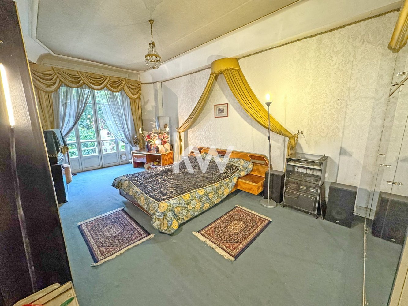 Property photo in Carre d'Or