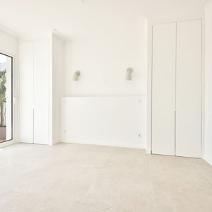 Property in Carre d'Or