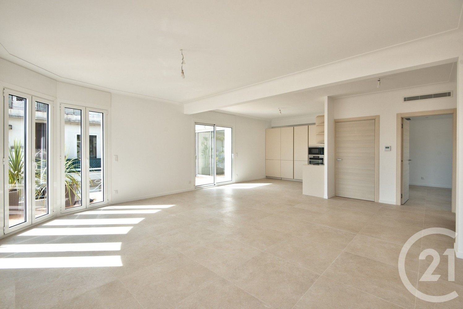 Property photo in Carre d'Or