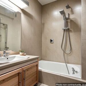 Property in Carre d'Or