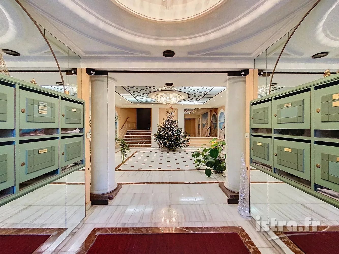 Property photo in Carre d'Or