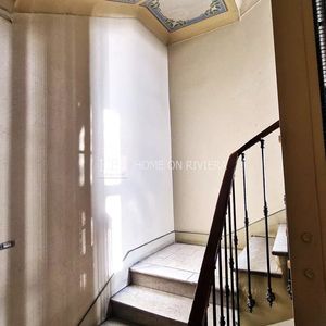 Property in Carre d'Or