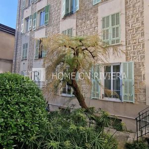 Property in Carre d'Or