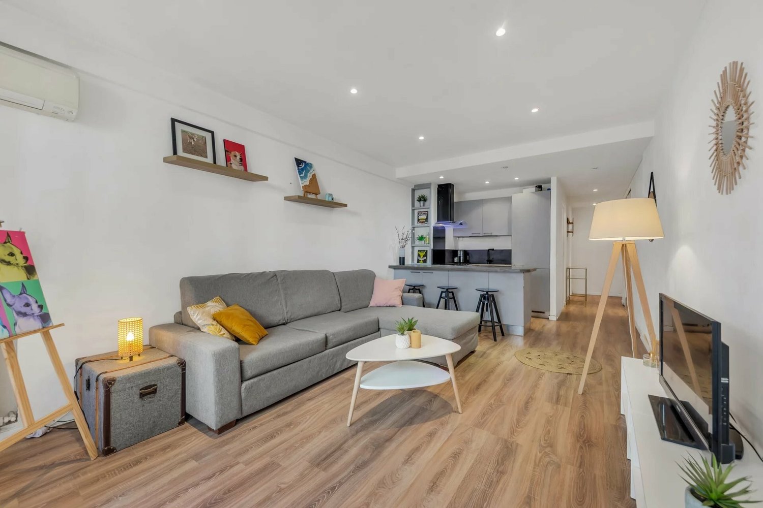 Property photo in Musicians Quarter