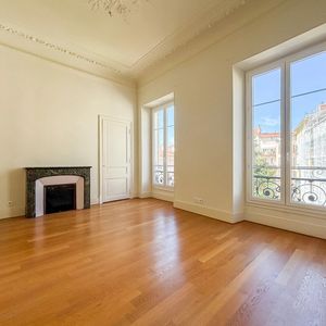 Property in Musicians Quarter