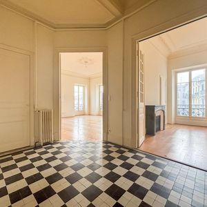 Property in Musicians Quarter