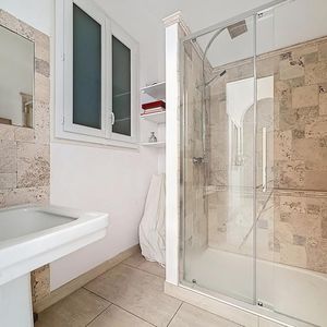 Property in Musicians Quarter