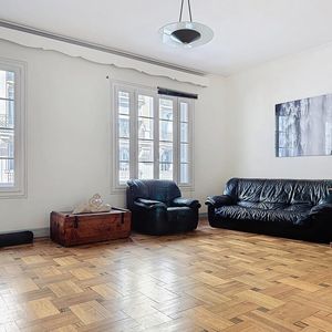 Property in Musicians Quarter