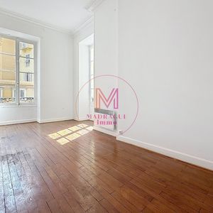 Property in Musicians Quarter