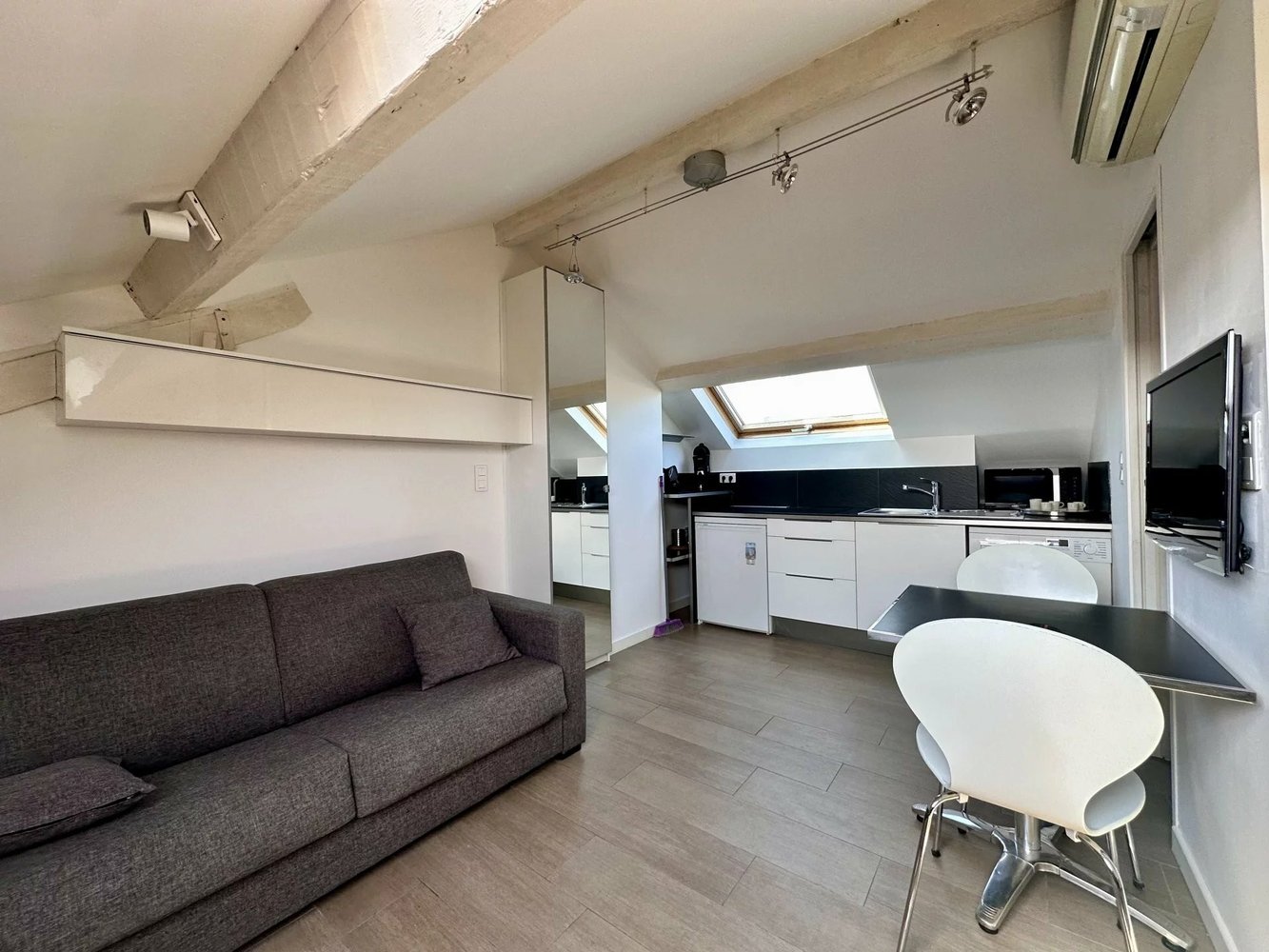 Property photo in Musicians Quarter