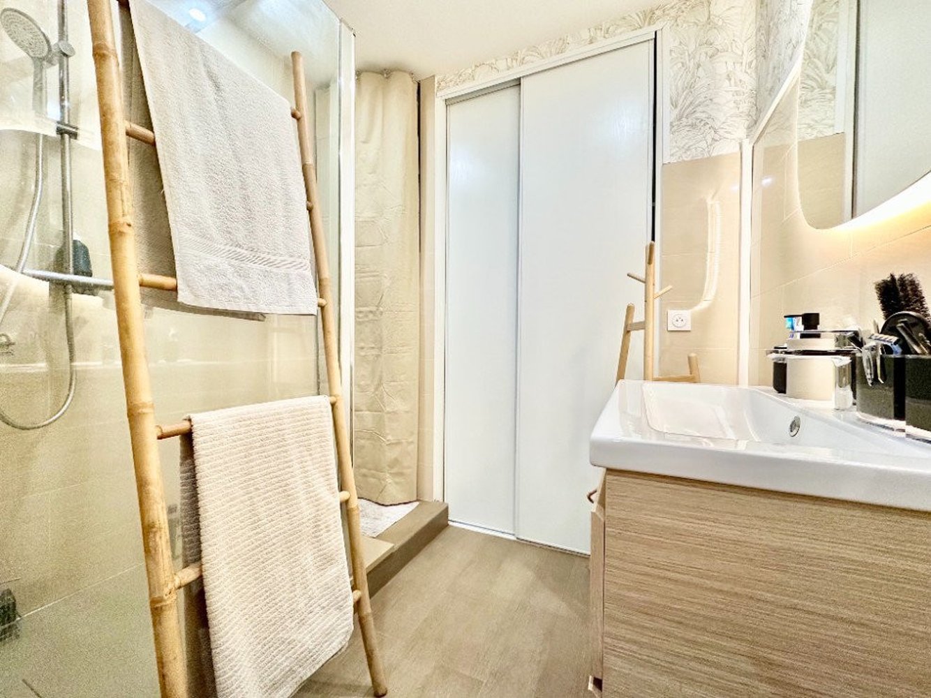 Property photo in Musicians Quarter