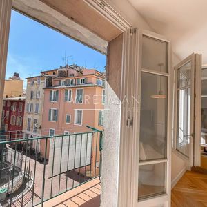 Property in Old Town