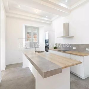 Property in Old Town