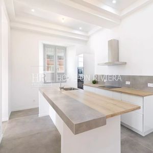 Property in Old Town