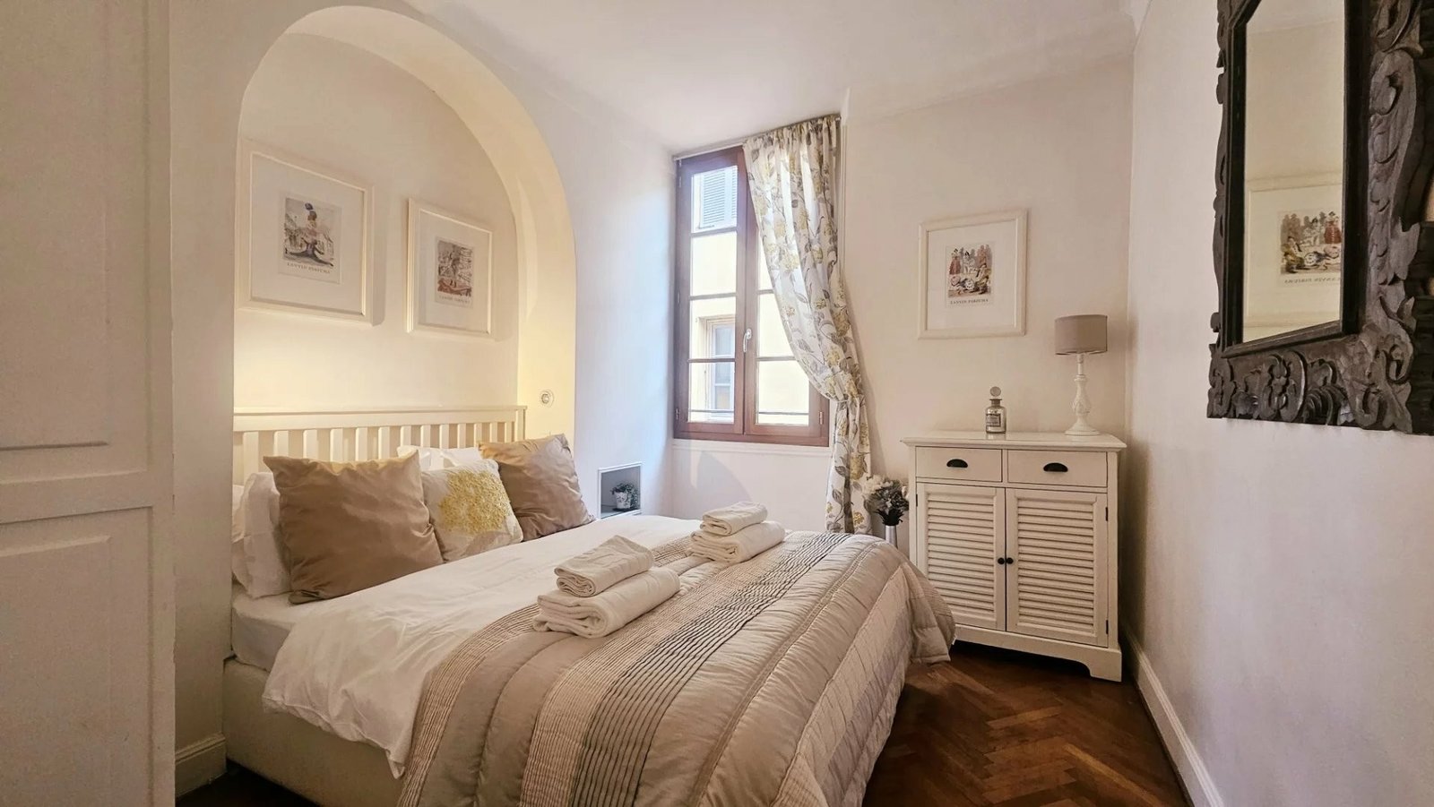 Property photo in Old Town