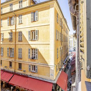 Property in Old Town