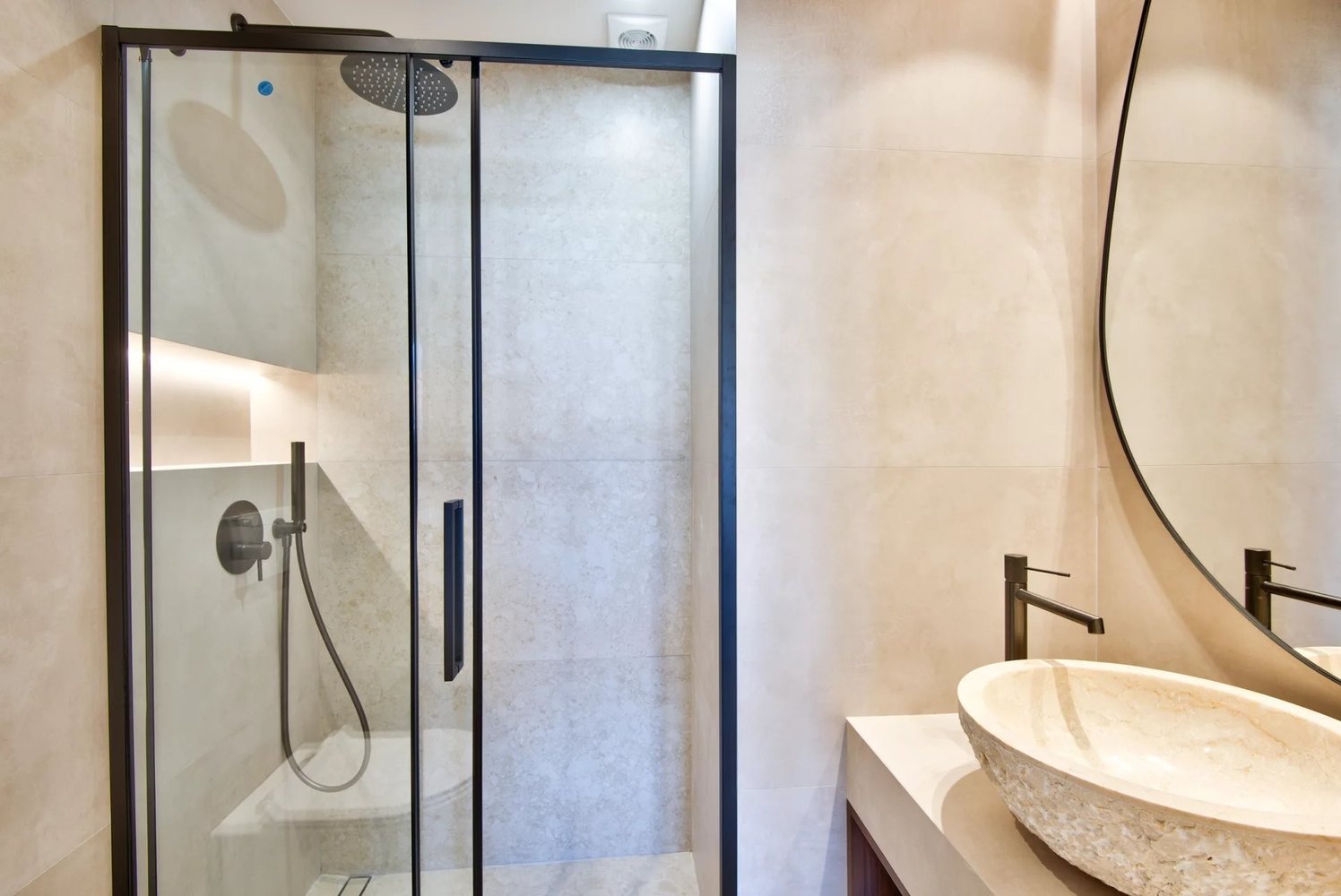 Property photo in Port