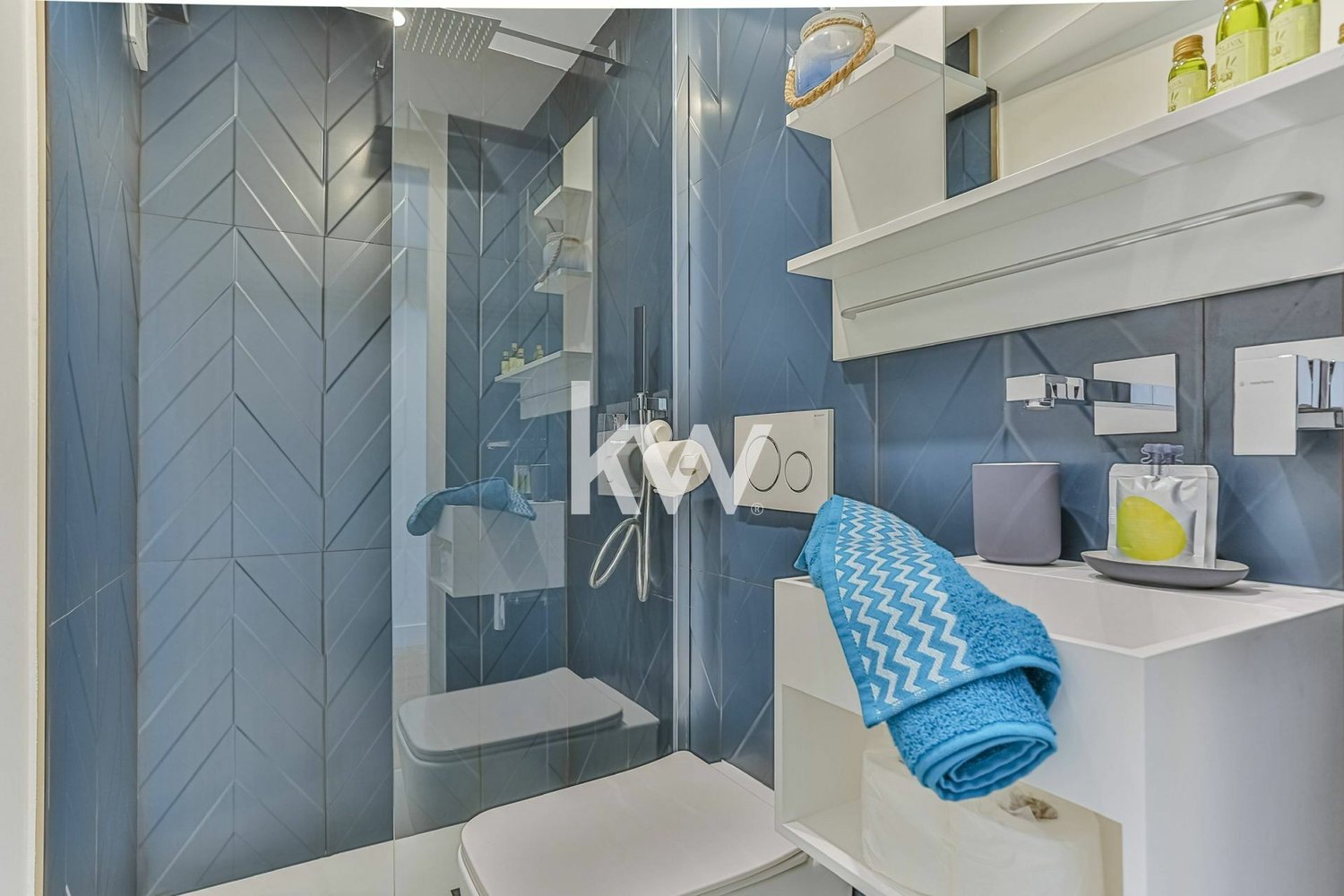 Property photo in Port