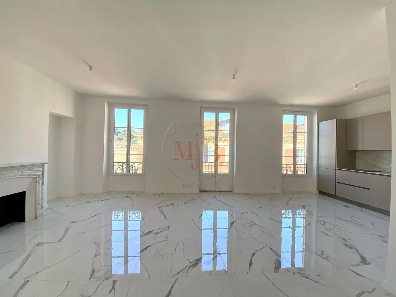 Property photo in Port