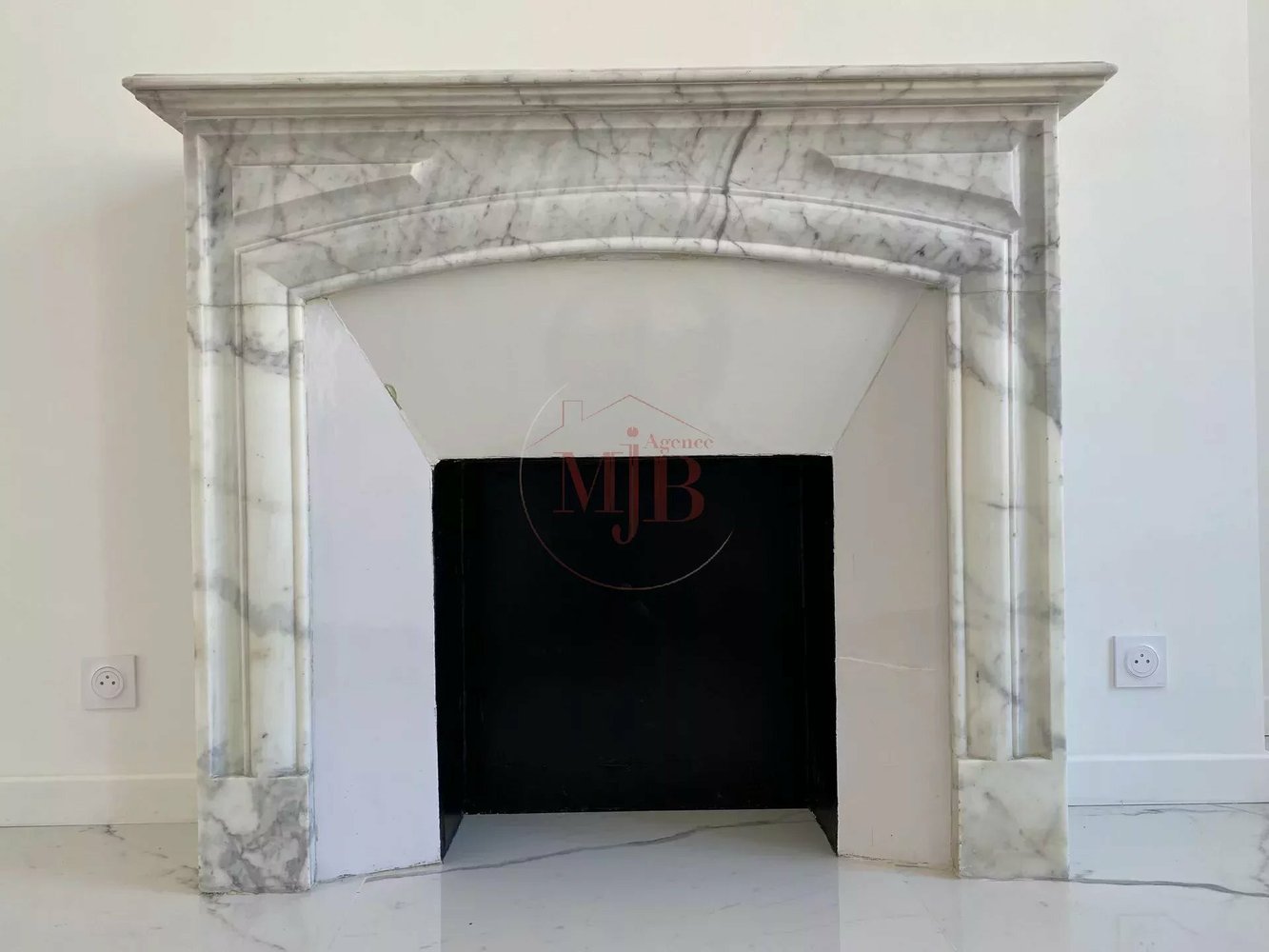 Property photo in Port