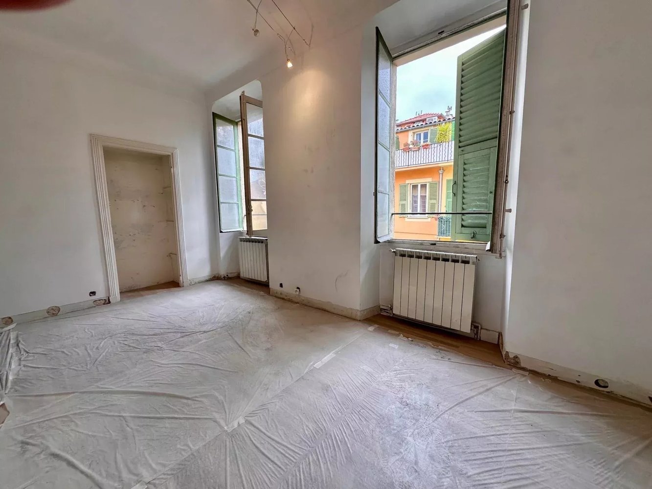 Property photo in Port