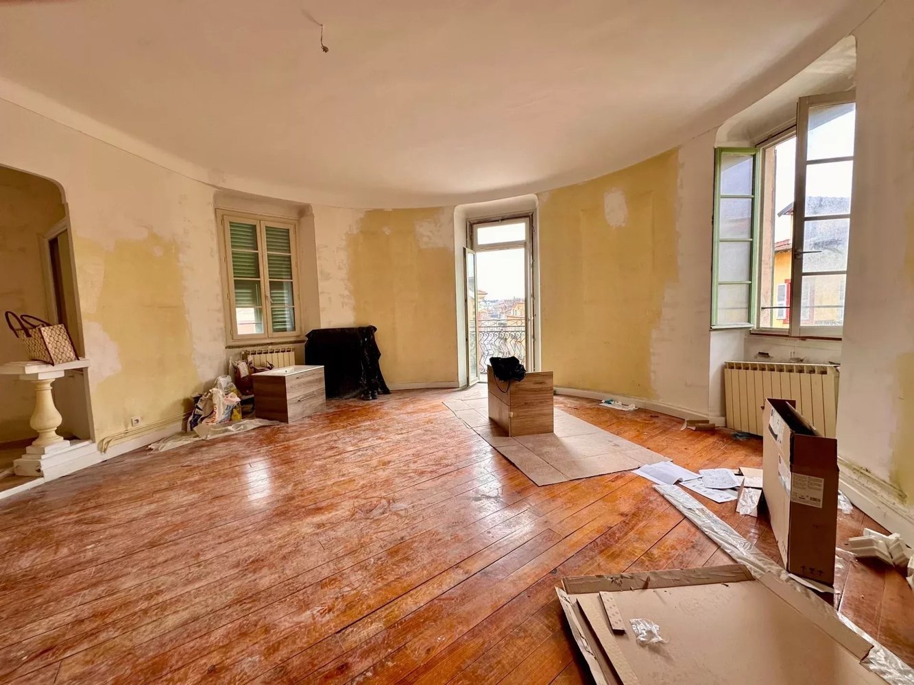 Property photo in Port