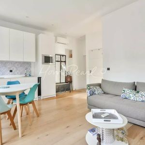 Property in Carre d'Argent