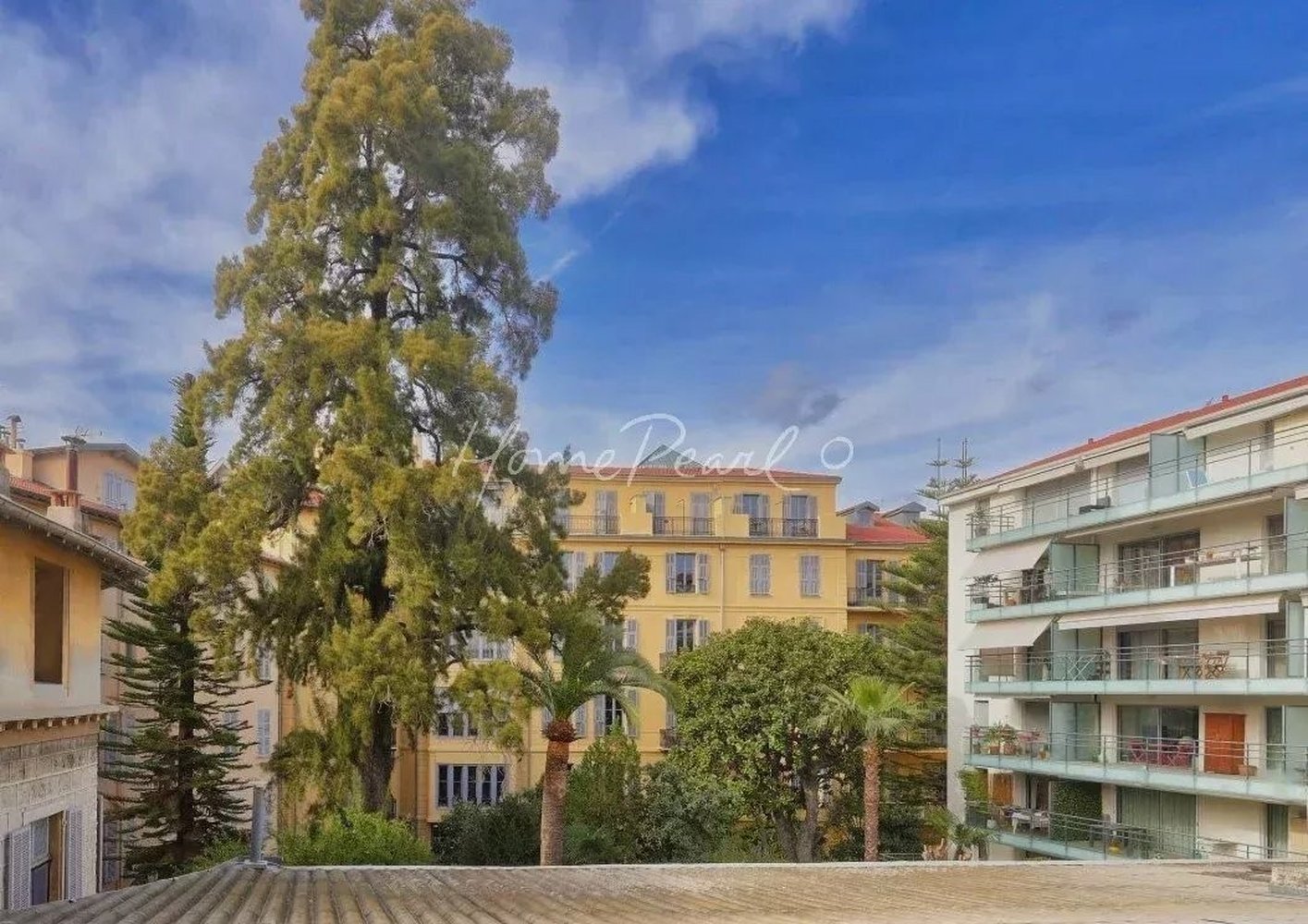 Property photo in Carre d'Argent