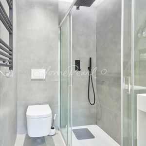 Property in Carre d'Argent