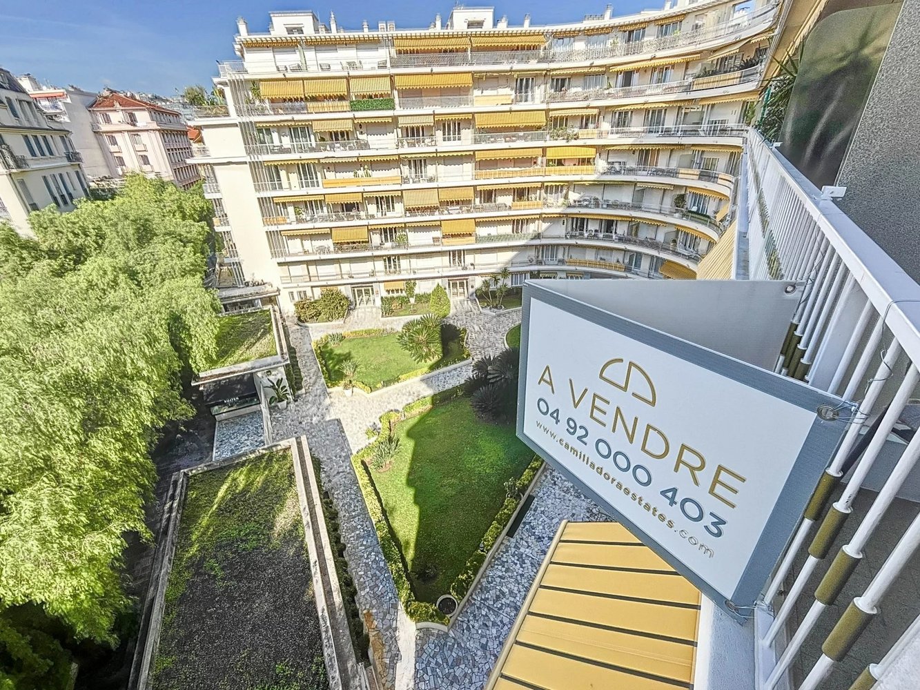 Property photo in Carre d'Argent