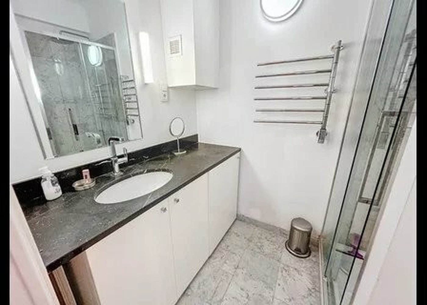 Property photo in Carre d'Argent