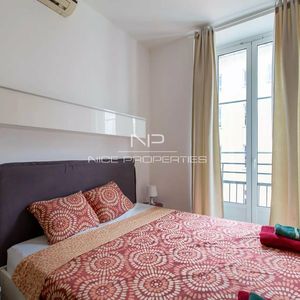 Property in Carre d'Argent