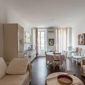 Property in Carre d'Argent