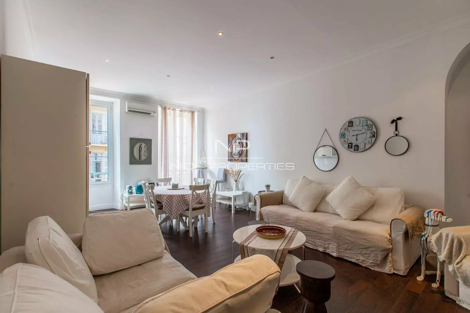 Property photo in Carre d'Argent
