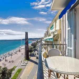 Property in Carre d'Argent