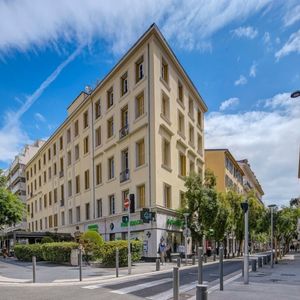 Property in Carre d'Argent