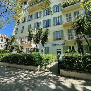 Property in Carre d'Argent