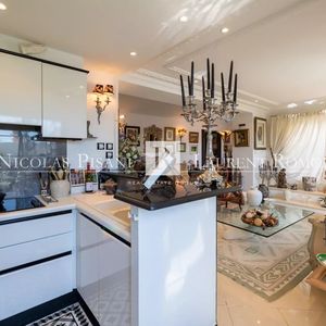 Property in Carre d'Argent