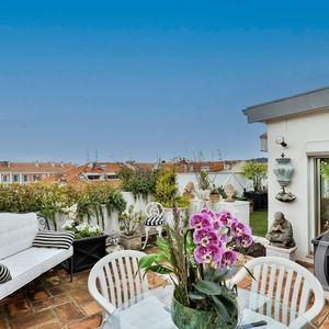 Property in Carre d'Argent